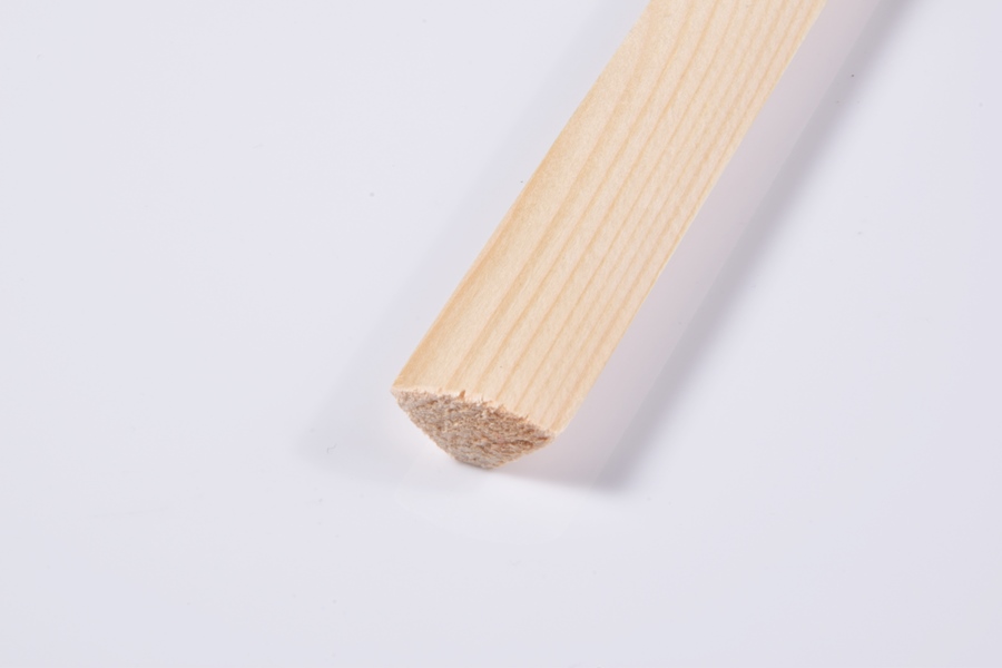 Ćwierćwałek wypukły 15x15x2500 ŚWIERK