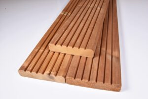 DESKA TARASOWA TERMO SOSNA DECK 26X116 ryflowana